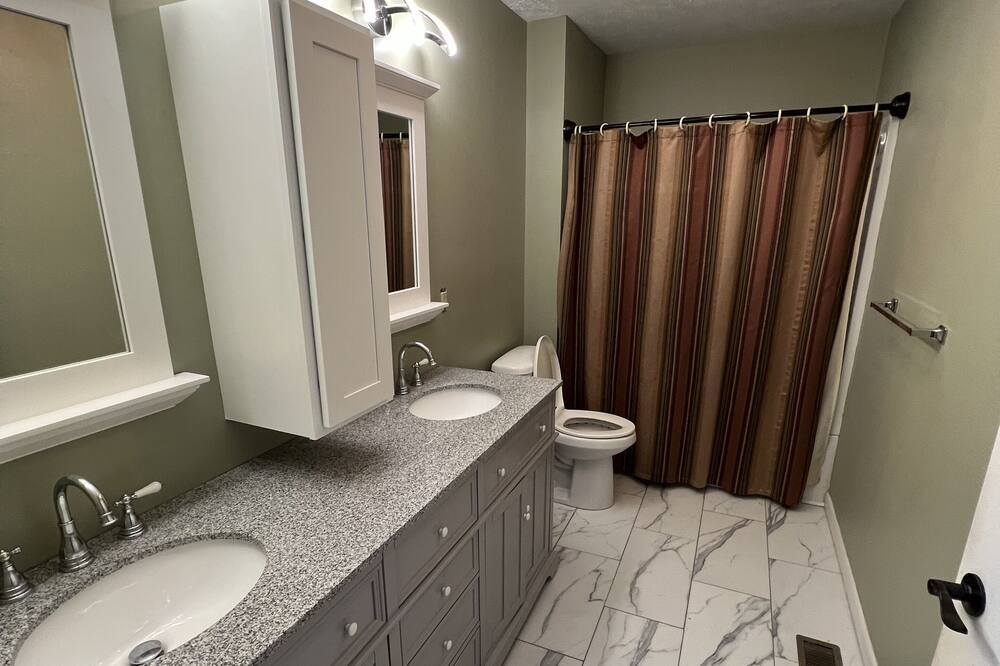 Photo of Bathroom in Southmont