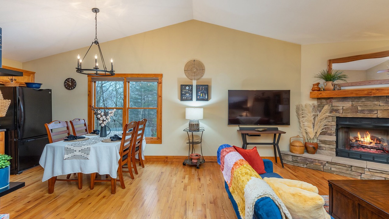 Photo of Livingroom in Celo