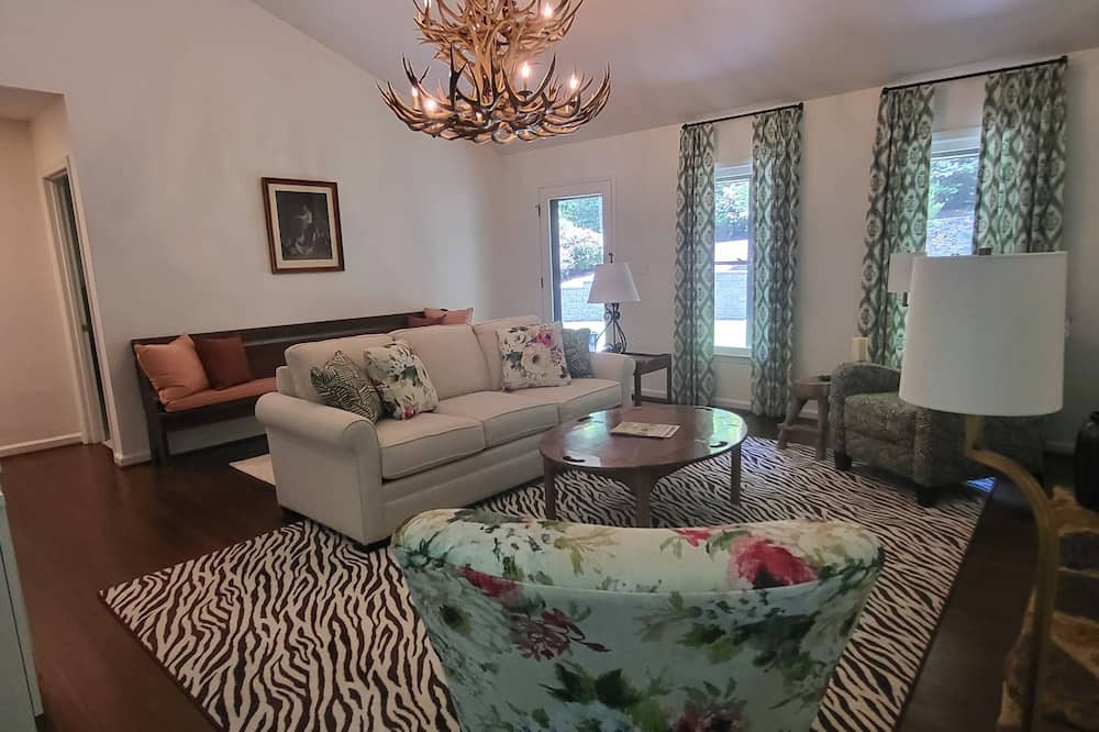 Photo of Livingroom in Roaring Gap