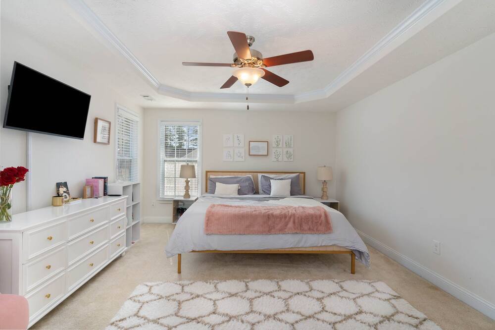 Photo of Bedroom in Olivia