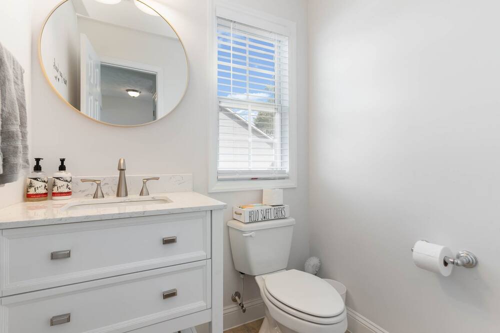 Photo of Bathroom in Olivia