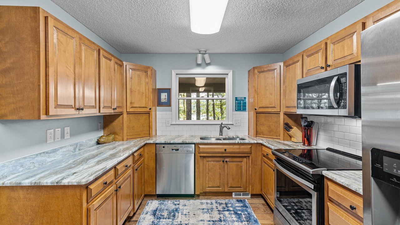 Photo of Kitchen in Fairfield Harbour