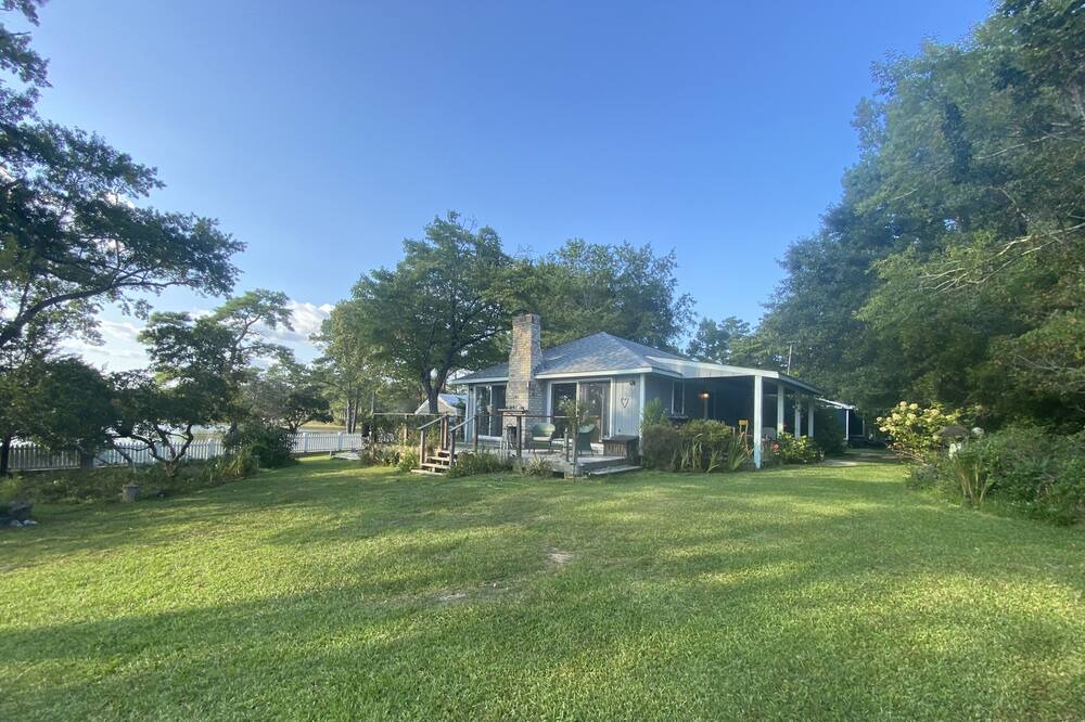 Photo of Outdoor in Hubert