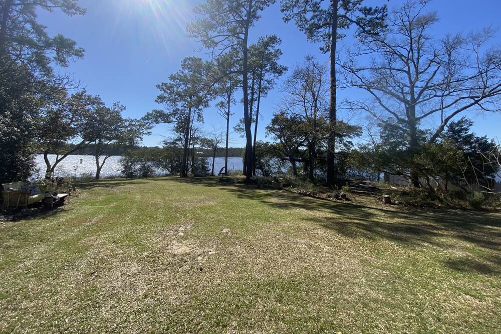 Photo of Outdoor in Hubert