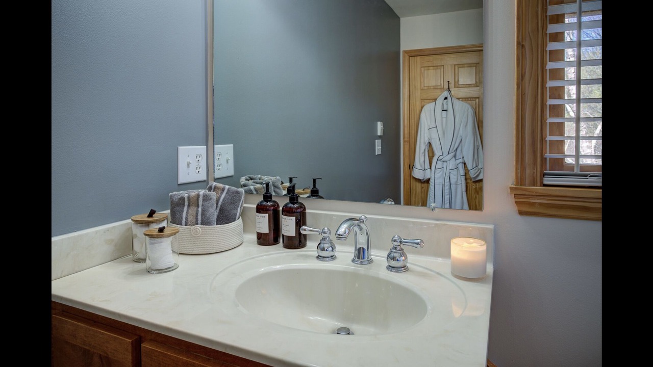 Photo of Bathroom in Piney Creek