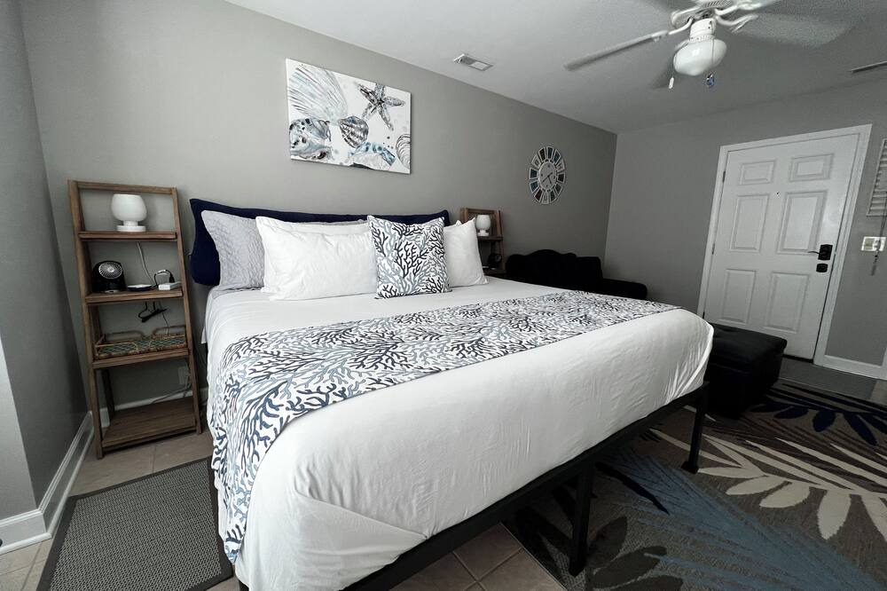 Photo of Bedroom in Calabash
