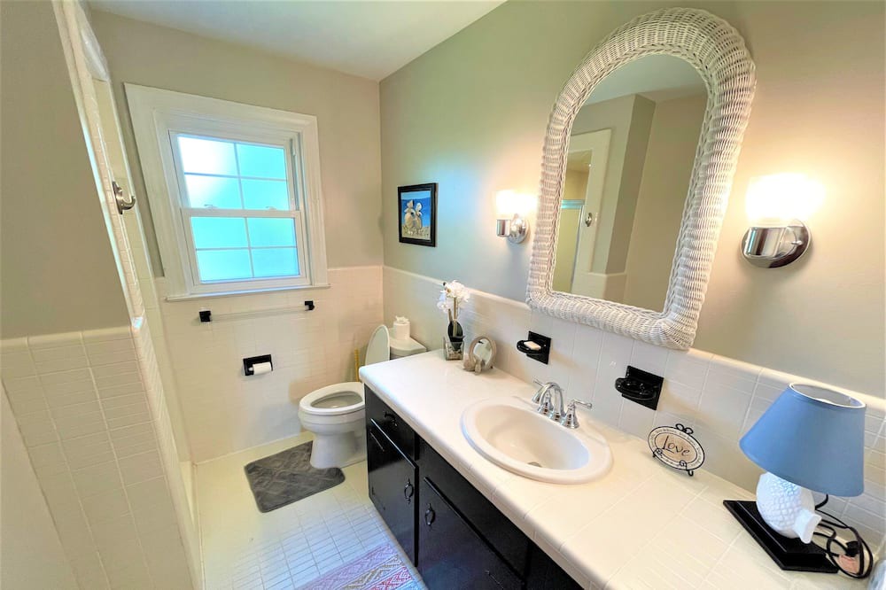 Photo of Bathroom in Swansboro