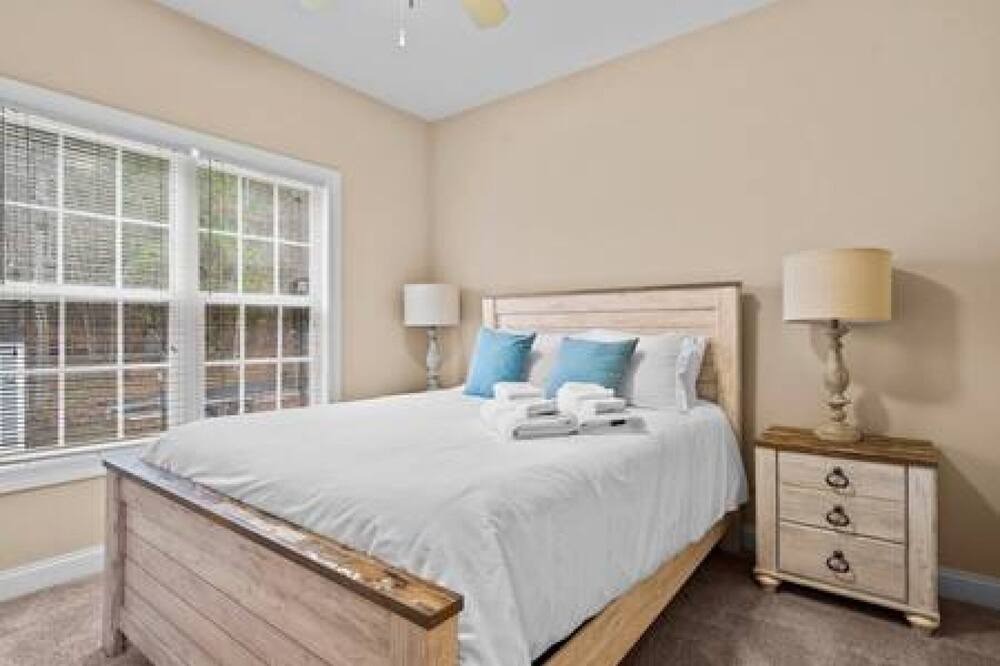 Photo of Bedroom in Timber Creek