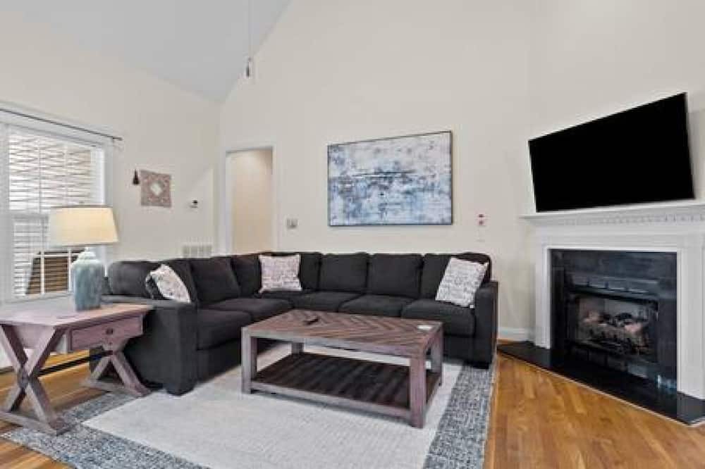Photo of Bedroom in Timber Creek