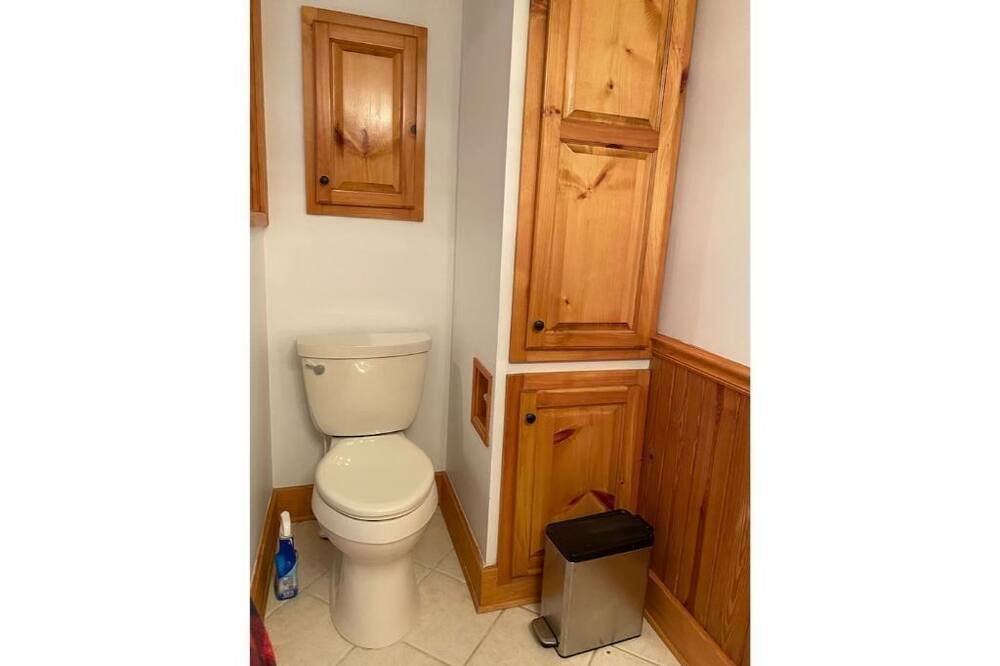 Photo of Bathroom in Warne