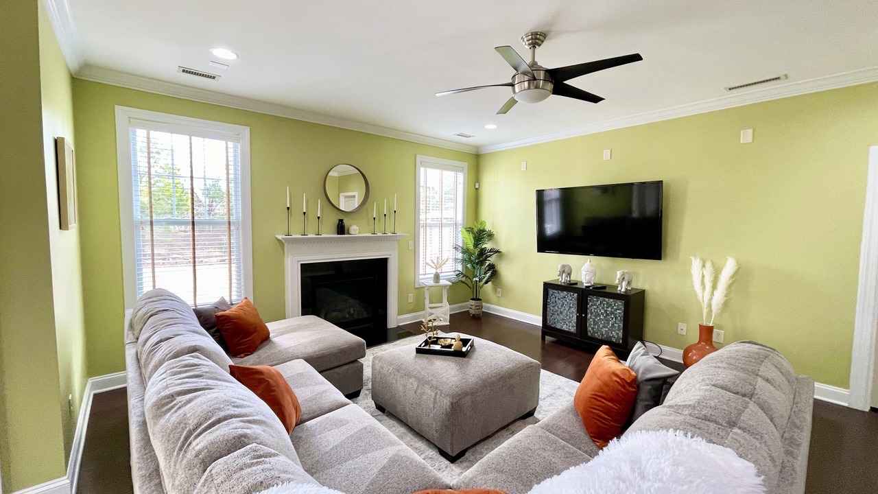 Photo of Livingroom in Cary