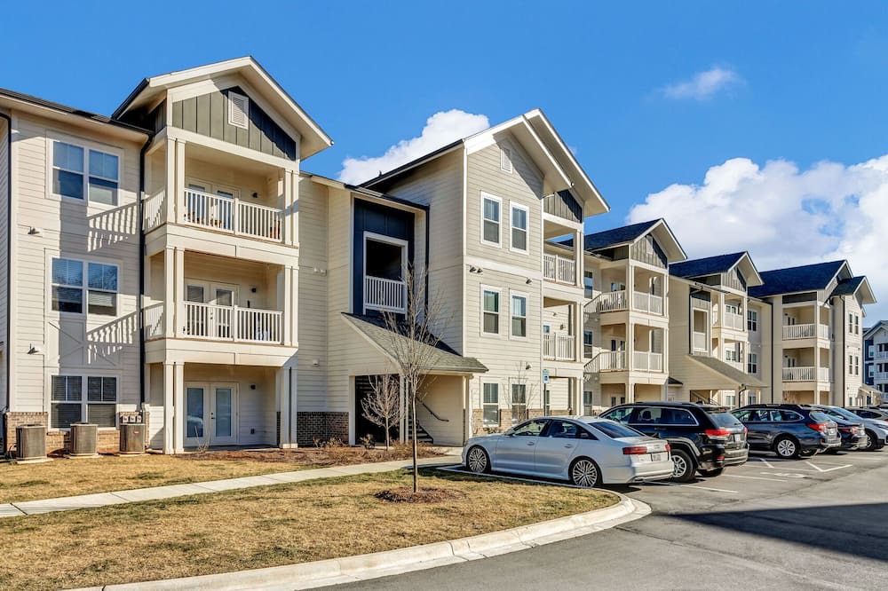 Photo of Outdoor in Avery Creek