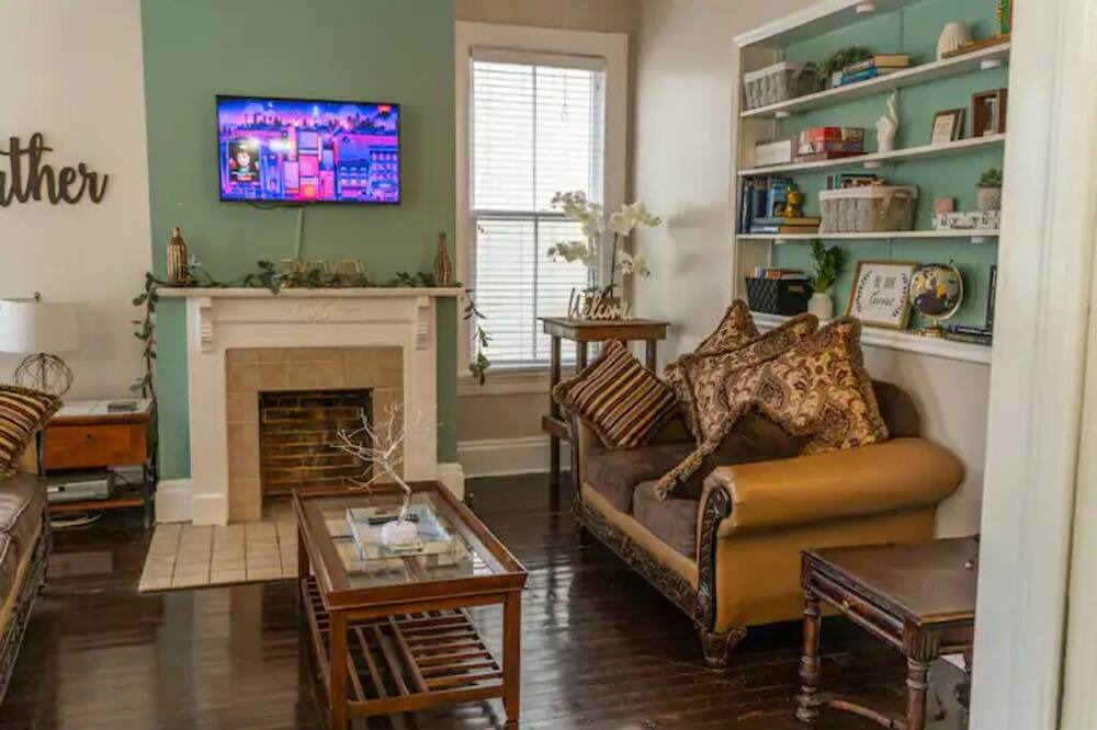 Photo of Livingroom in Olde Town Augusta