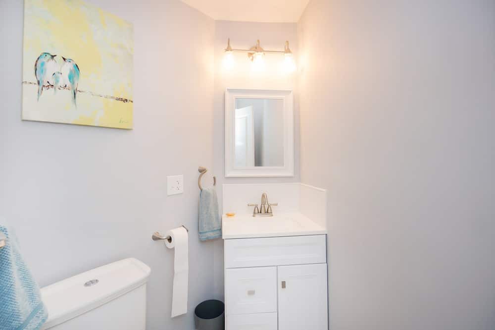 Photo of Bathroom in Sharonbrook