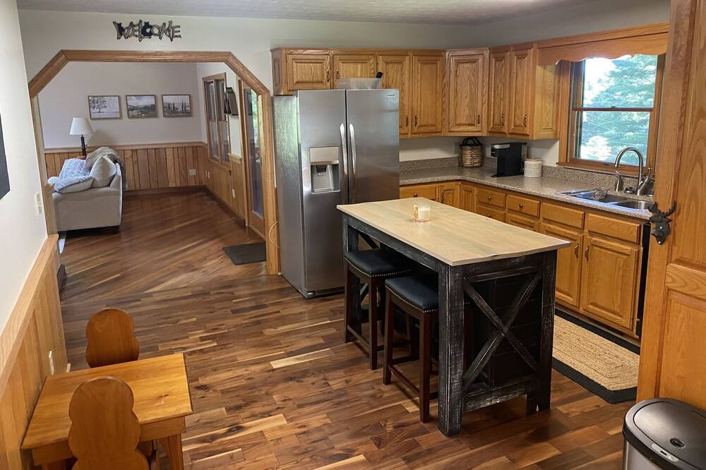 Photo of Kitchen in Warrensville