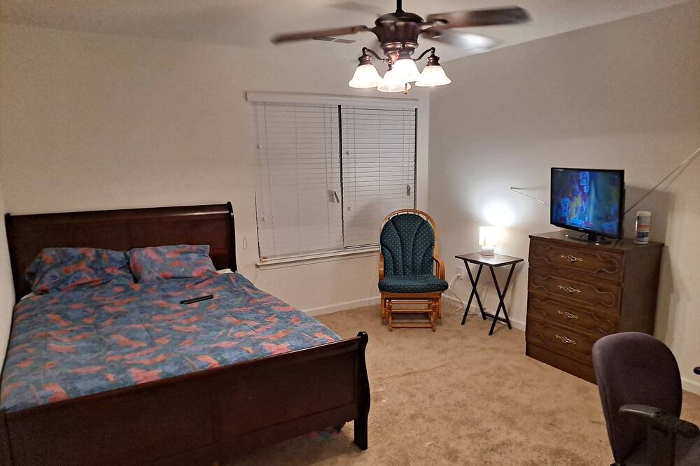 Photo of Bedroom in McLeansville