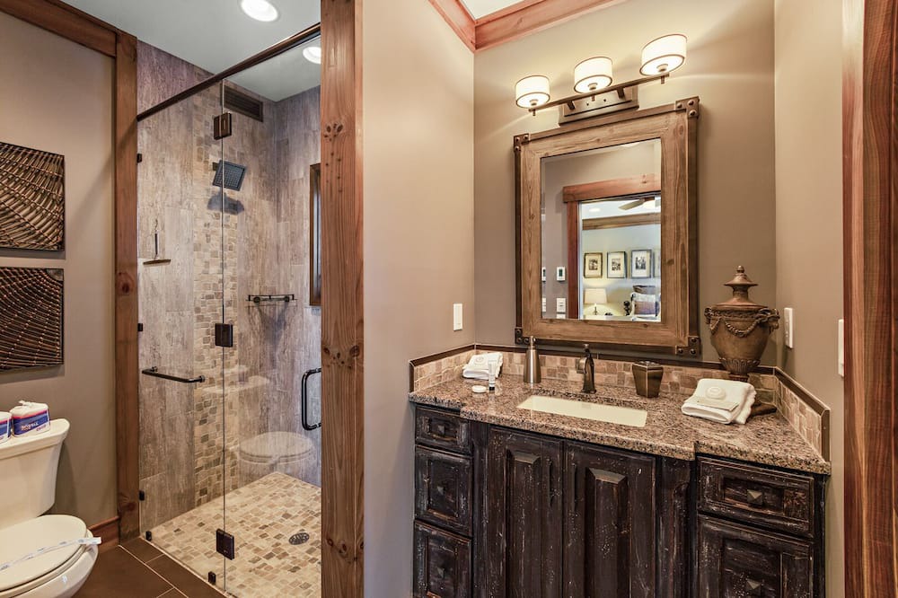 Photo of Bathroom in Frank