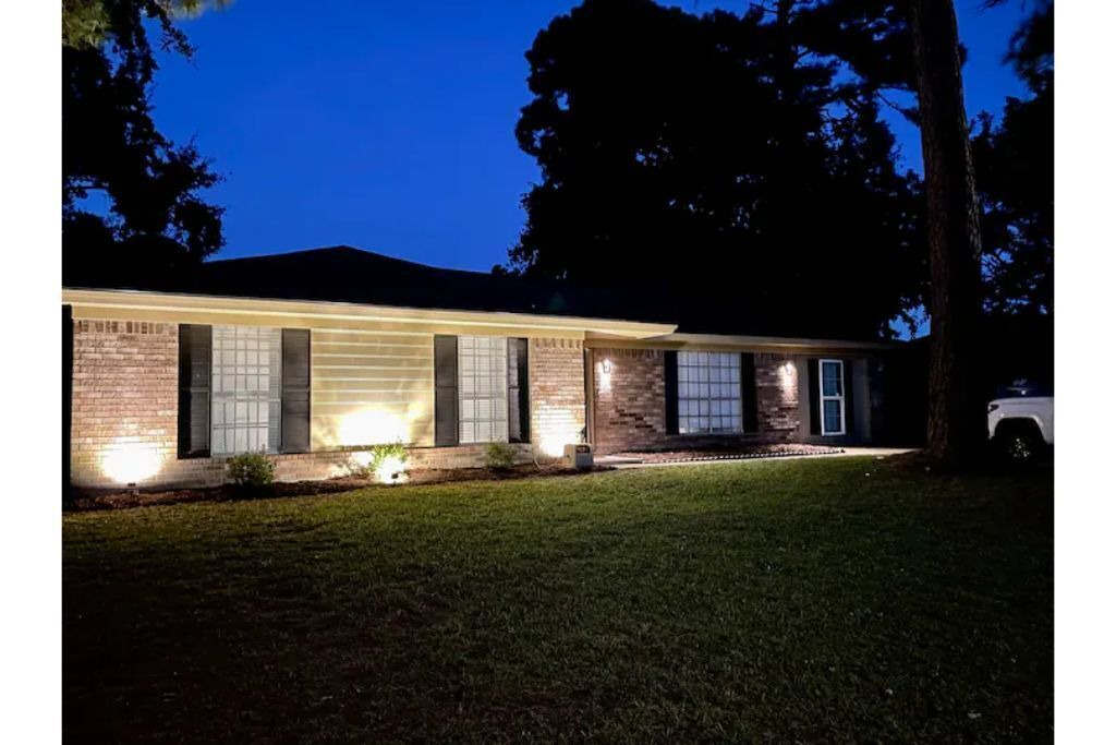Photo of Outdoor in Montgomery