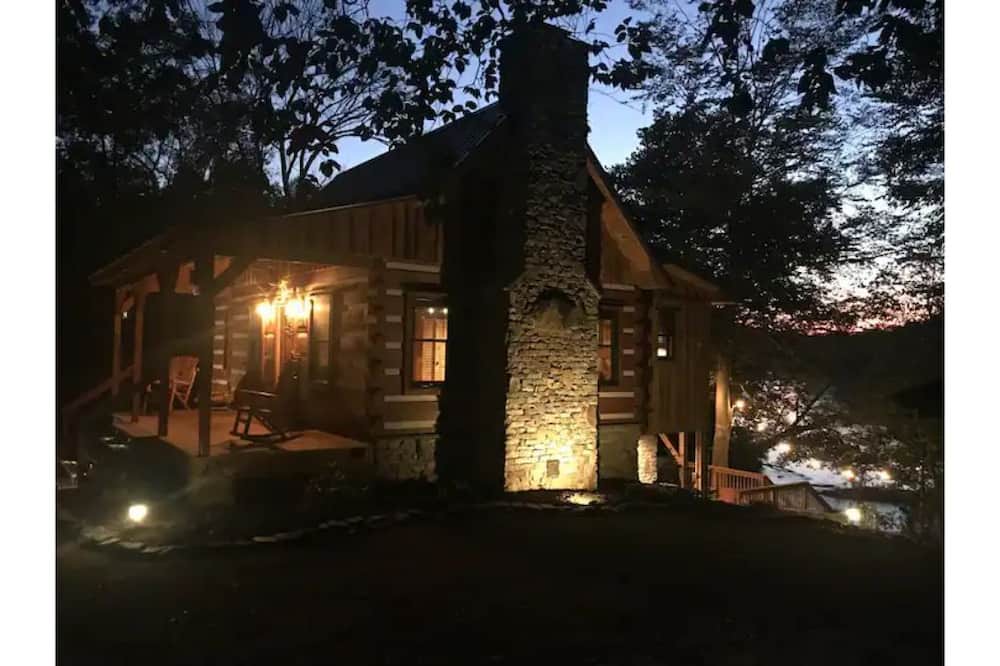 Photo of Outdoor in Arlington