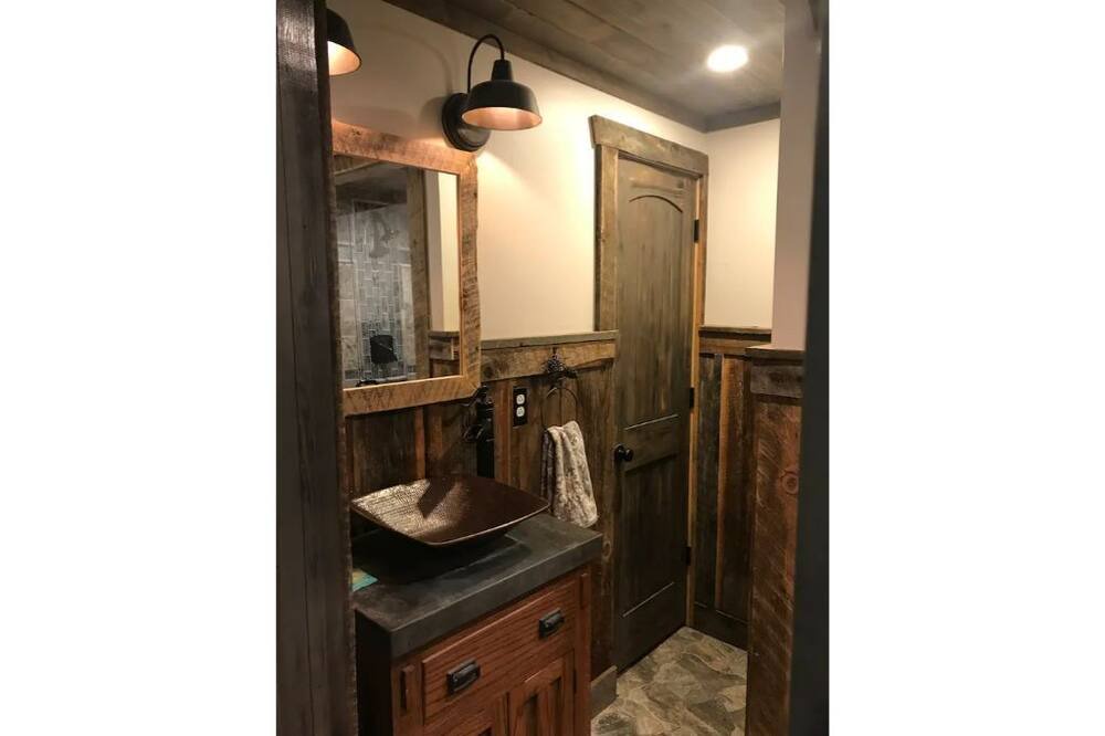 Photo of Bathroom in Arlington