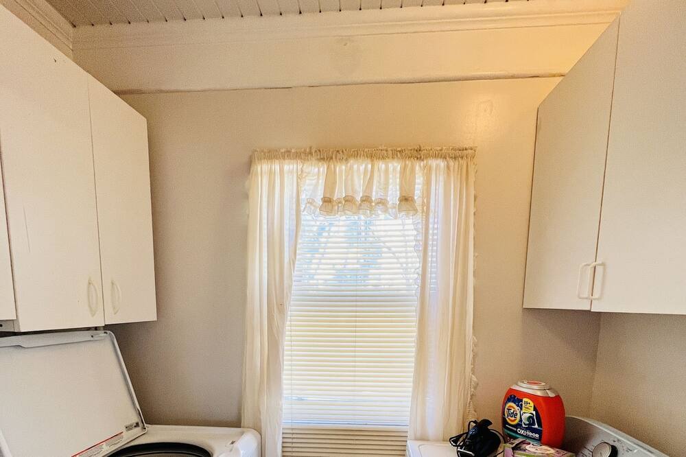 Photo of Kitchen in Elizabeth City