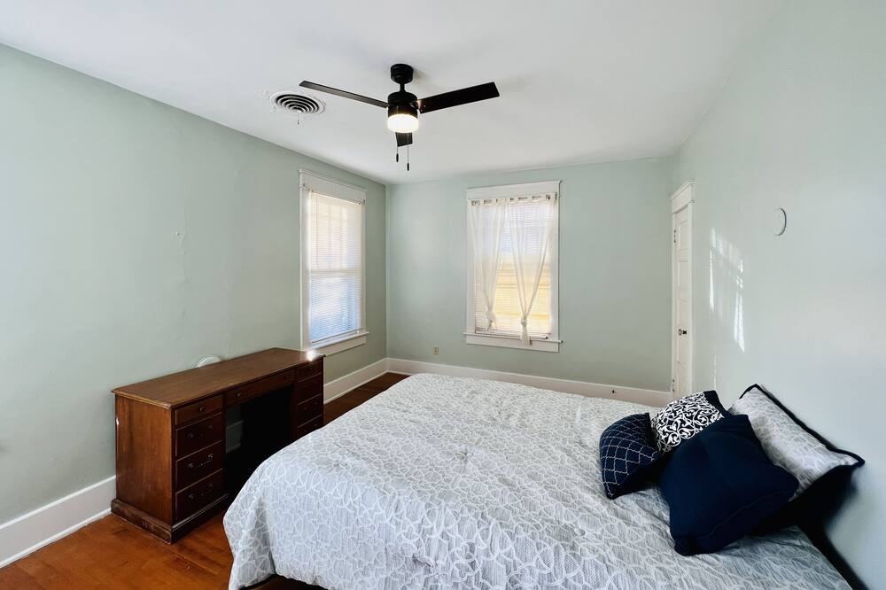 Photo of Bedroom in Elizabeth City