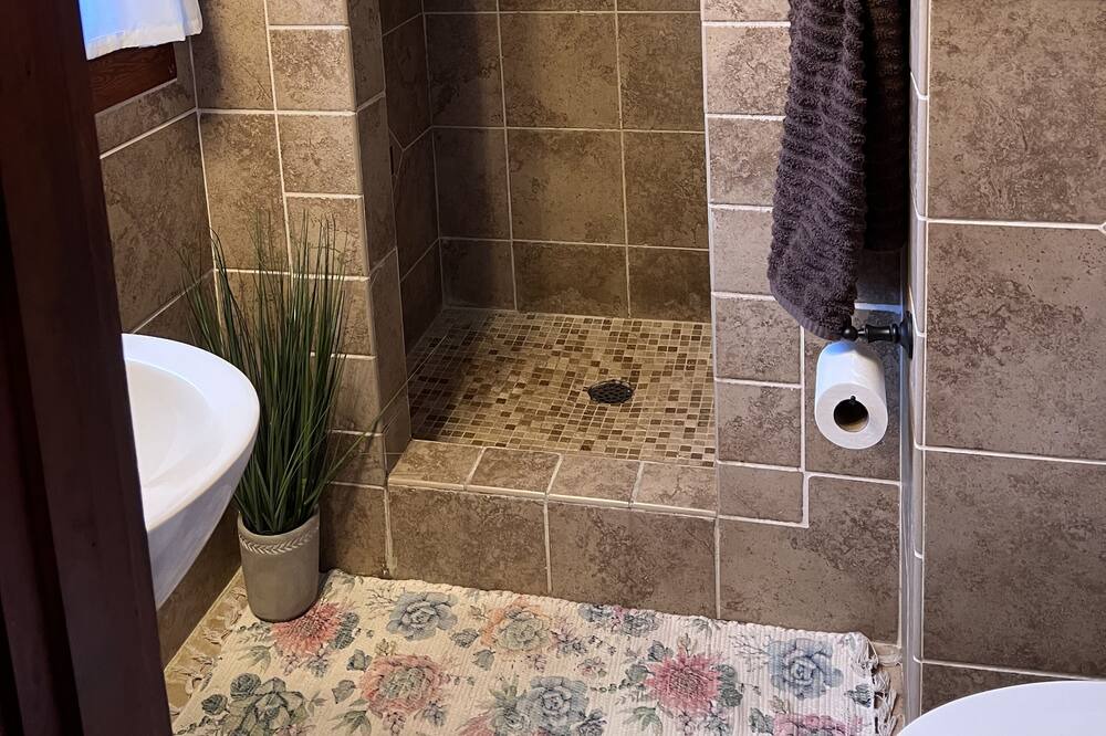 Photo of Bathroom in Little Switzerland