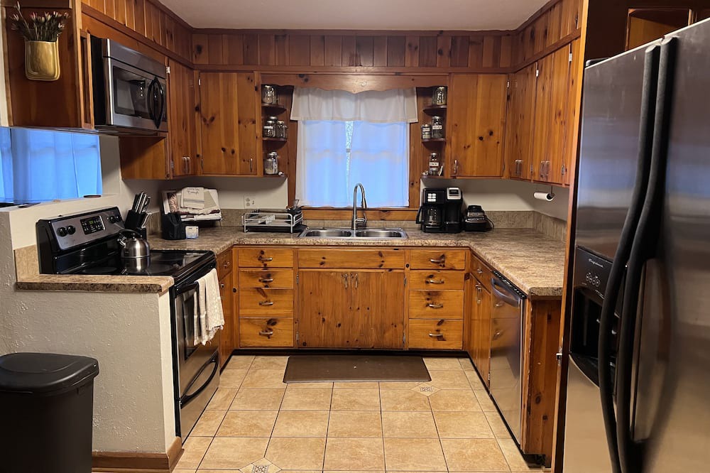 Photo of Kitchen in Little Switzerland
