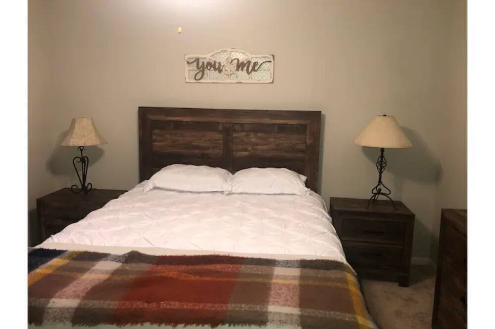Photo of Bedroom in Goodlettsville