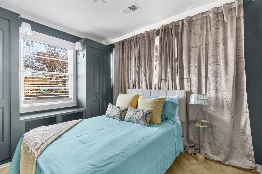 Photo of Bedroom in Glen Iris
