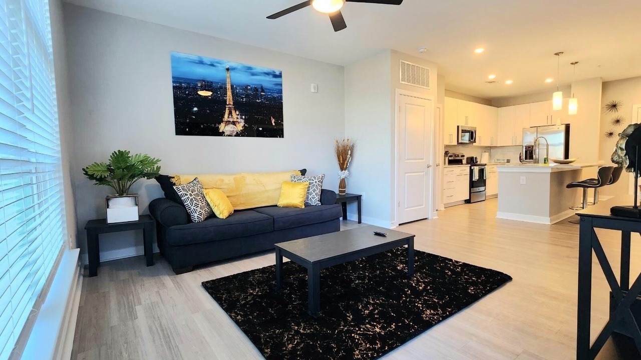 Photo of Livingroom in Optimist Park