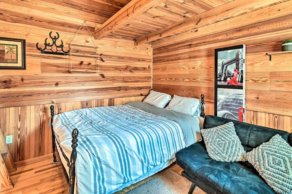 Photo of Bedroom in Silver City
