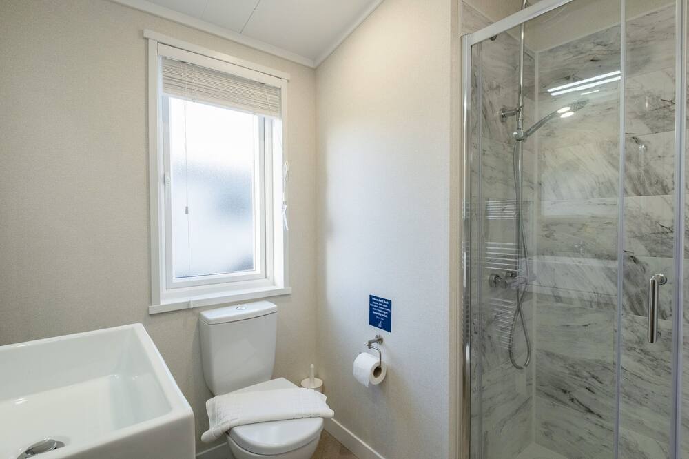 Photo of Bathroom in Treator