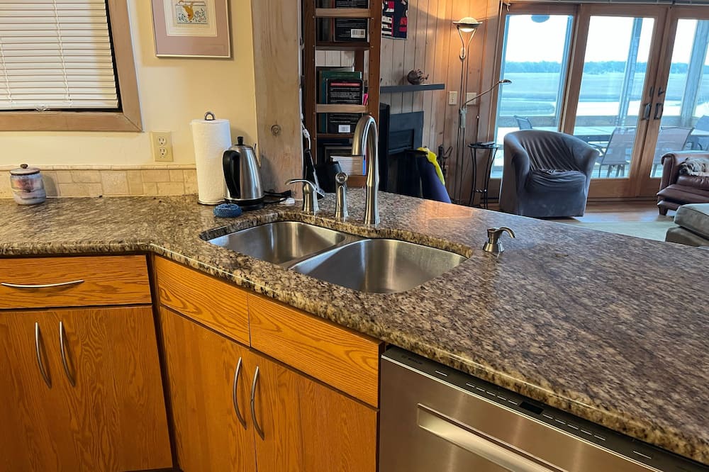 Photo of Bedroom in Bald Head Island