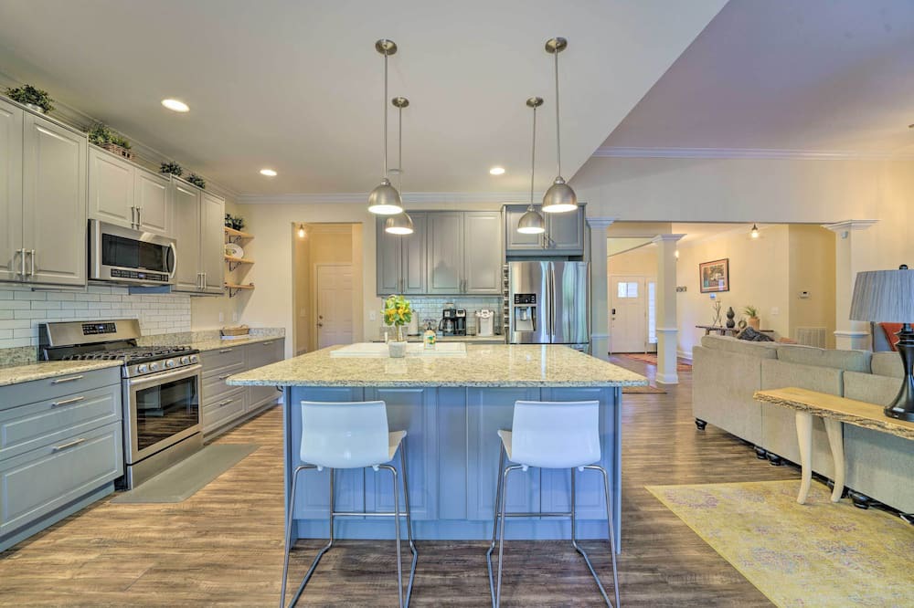 Photo of Kitchen in Connellys Springs