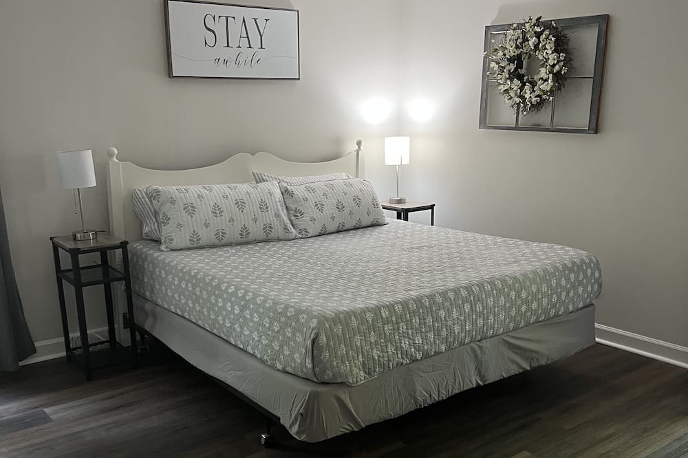 Photo of Bedroom in Wesley Chapel