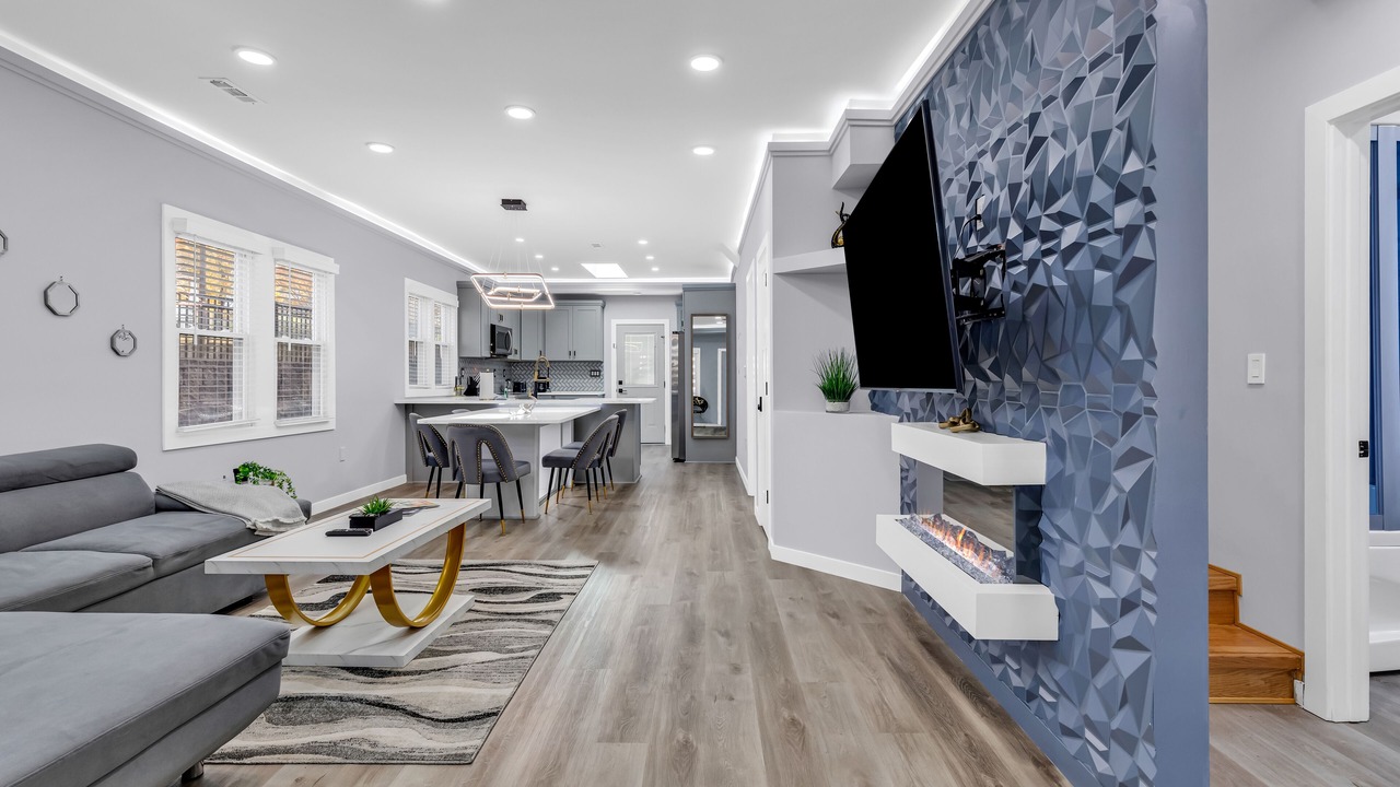 Photo of Bedroom in Villa Heights