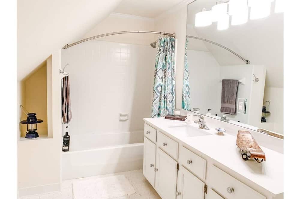 Photo of Bathroom in Matthews