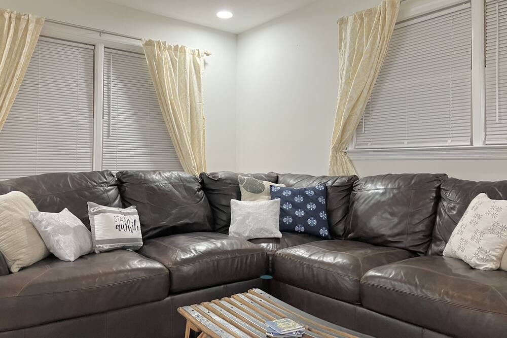 Photo of Livingroom in Fayetteville