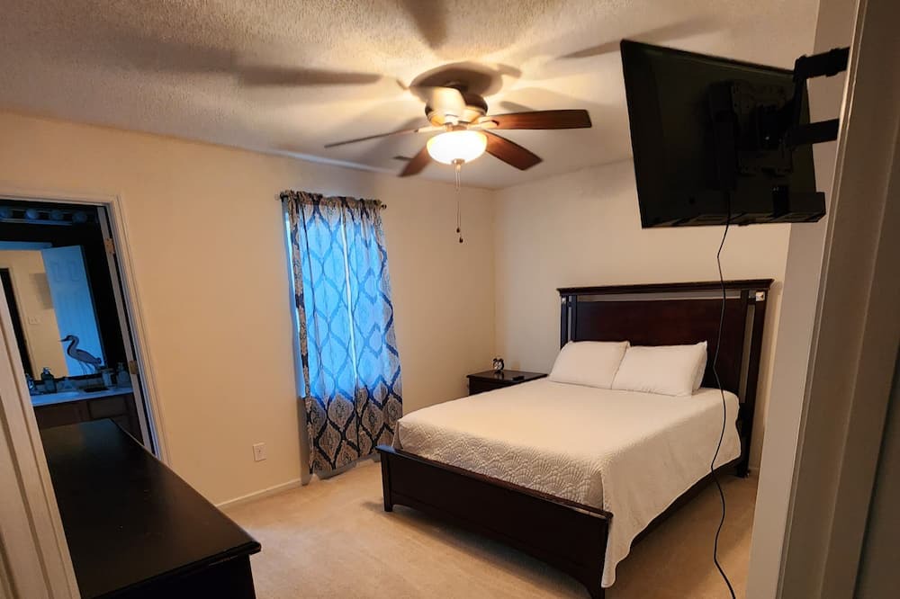 Photo of Bedroom in Richlands