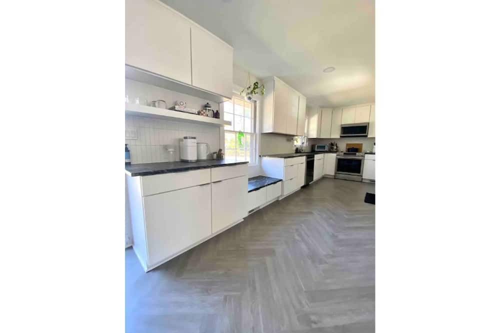 Photo of Kitchen in Myrtle Grove