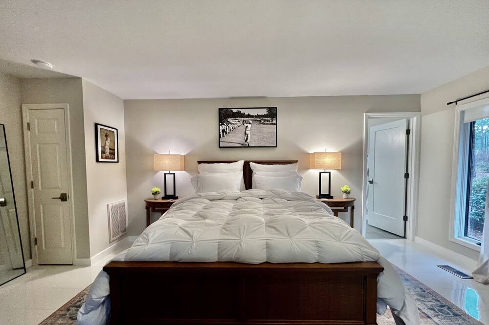 Photo of Bedroom in Pinehurst