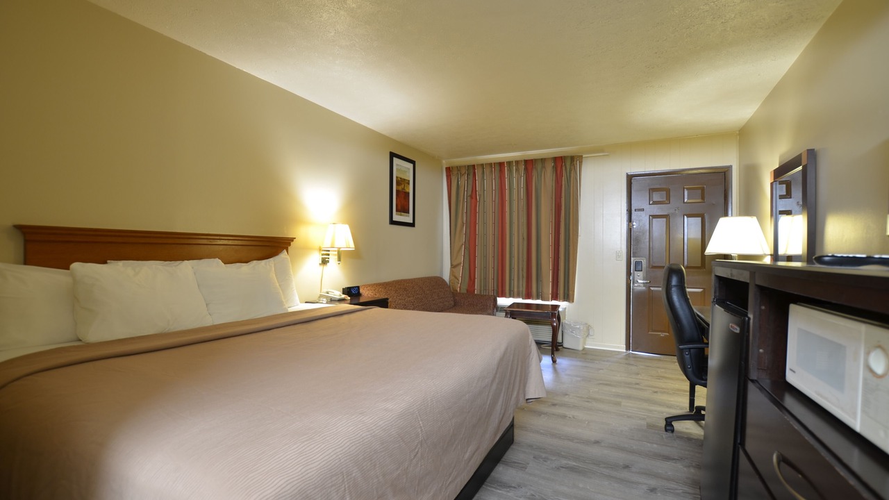 Photo of Bedroom in Maggie Valley