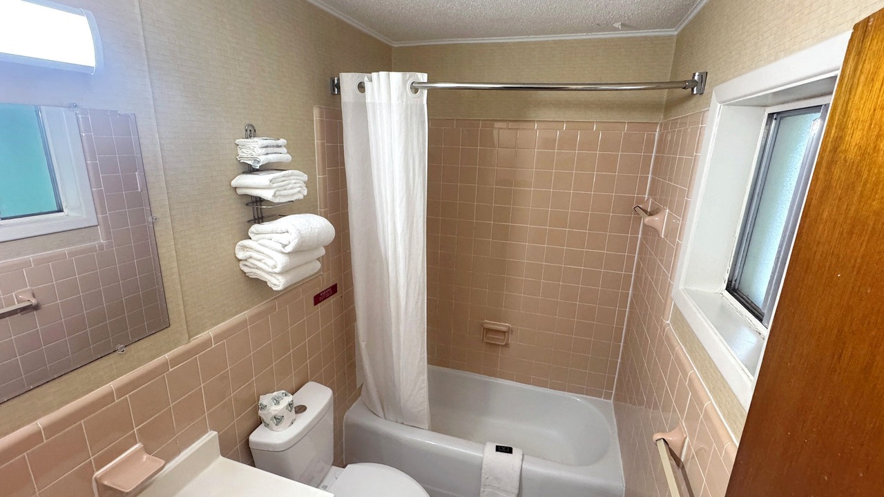 Photo of Bathroom in Maggie Valley
