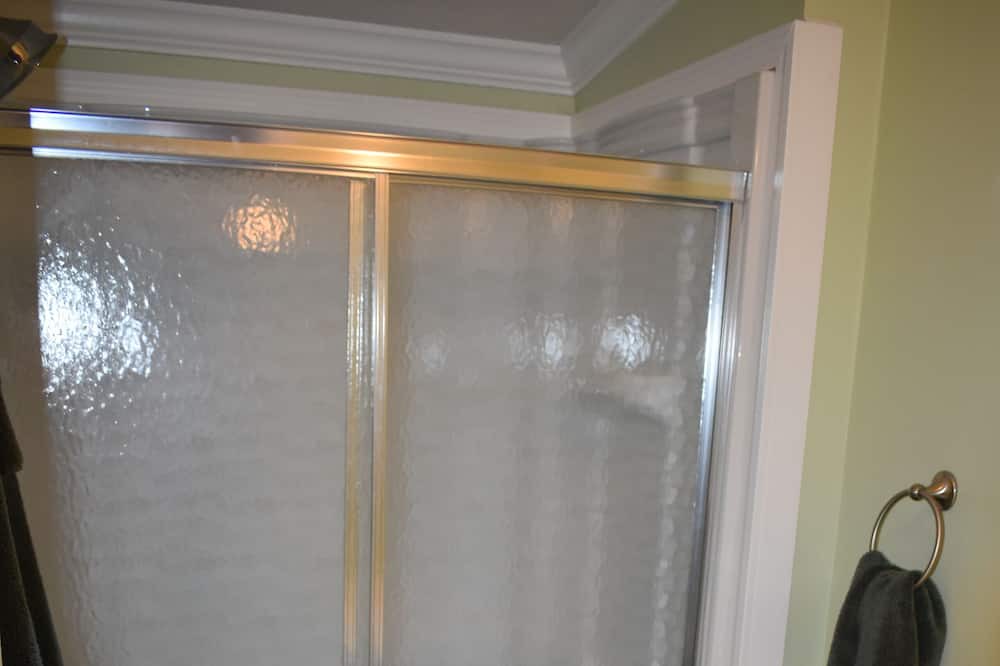 Photo of Bathroom in Southmont