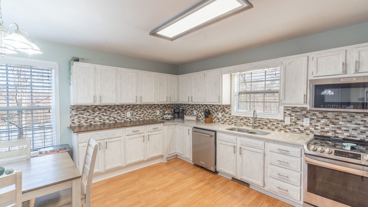 Photo of Kitchen in Southmont