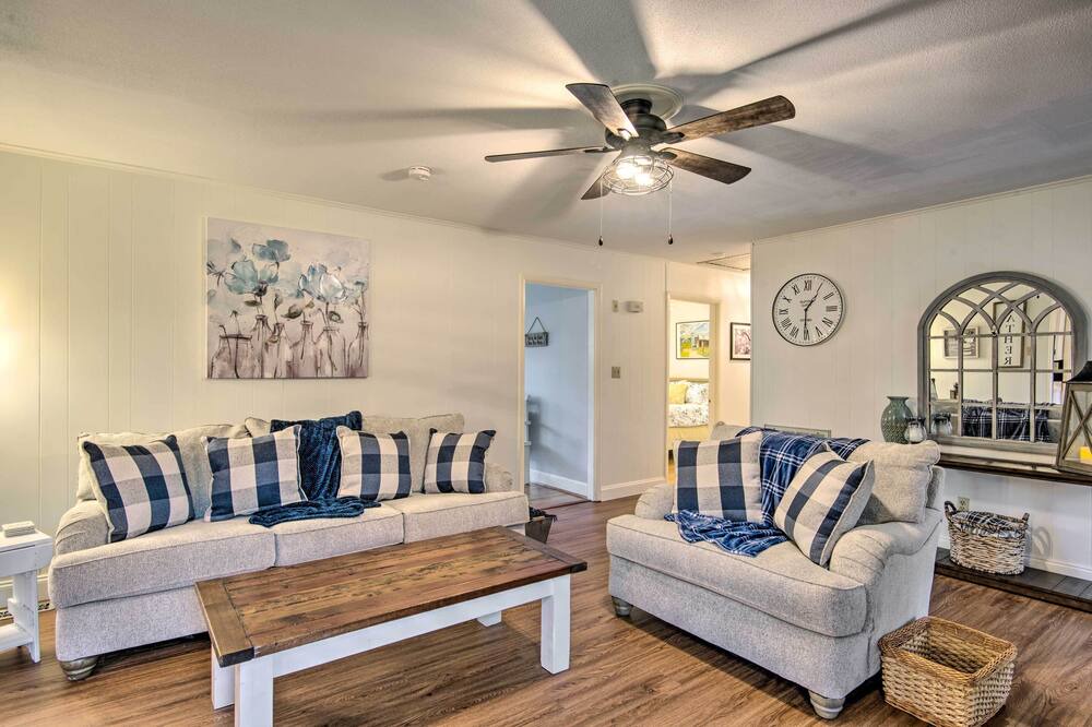 Photo of Bedroom in Mint Hill
