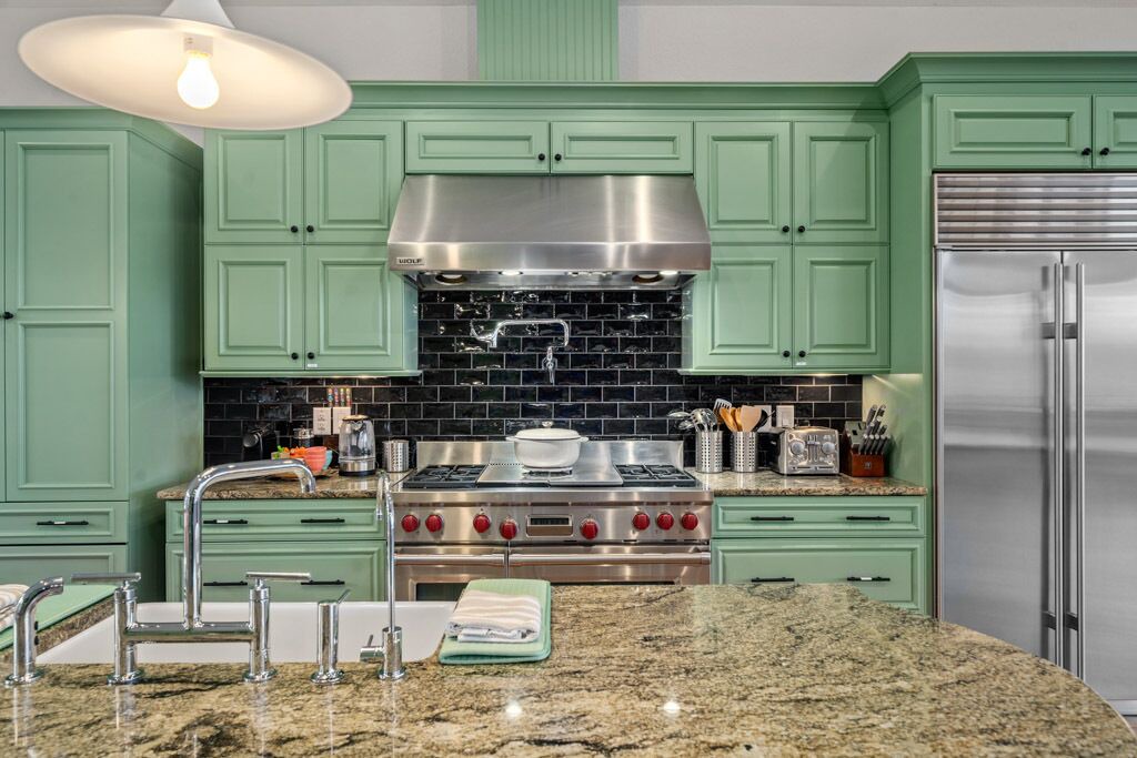 Photo of Kitchen in Bear Lake Reserve