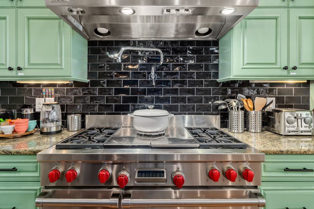 Photo of Kitchen in Bear Lake Reserve