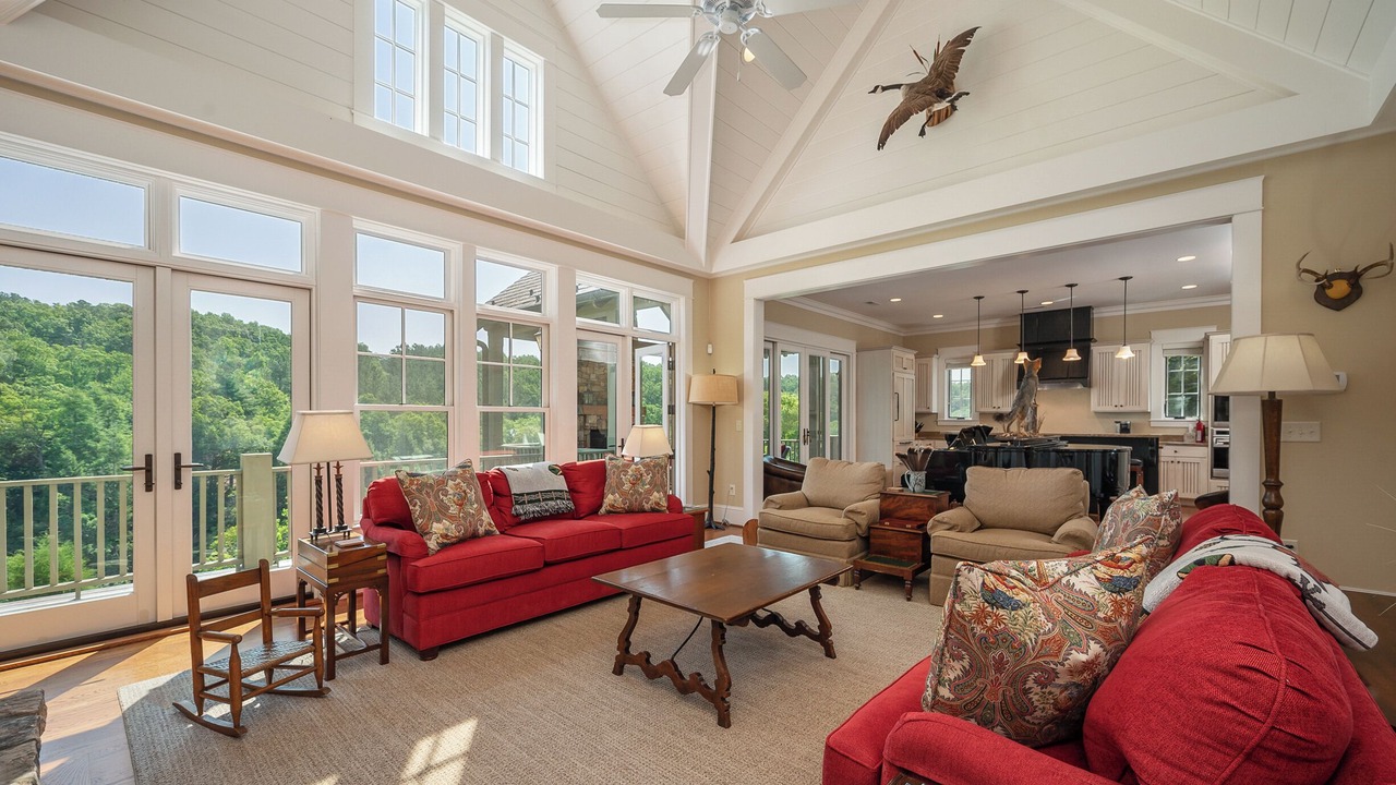 Photo of Livingroom in Mill Spring